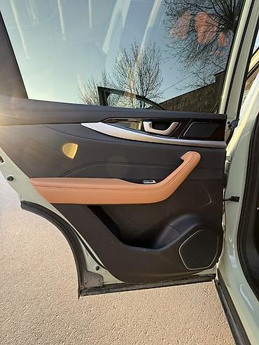 Weltmeister: Weltmeister W6, 2022 г. — 13