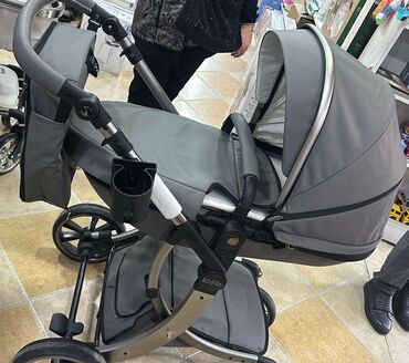 универсальные коляски tutek torero: Коляска-люлька съемная, Kidilo, Б/у, Пол: Мальчик, Возраст: 30 месяцев, Платная доставка