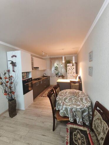 продаю дом село мыкан: Үйдүн жарымы, 72 кв. м, 3 бөлмө