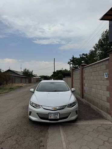 chevrolet 2014: Chevrolet Volt: 2017 г., 1.5 л, Вариатор, Электромобиль, Хэтчбэк