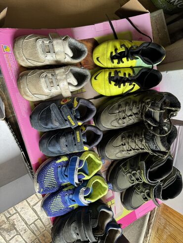 ликвидация обуви: Обувь по 300 сом фото внутри