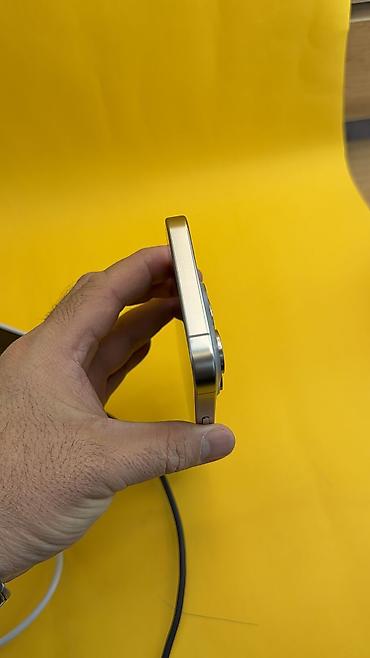 Apple iPhone: IPhone 15 Pro, Б/у, 256 ГБ, 87 % — 3