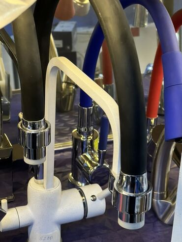 цена смесителя на кухню: Смеситель для кухни с подключением к фильтру (2 в 1). - Корпус с