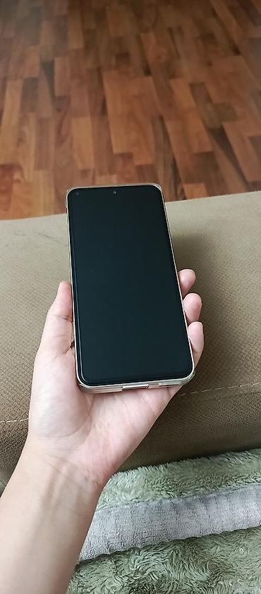 online telefon aksesuarları: Cuzi endirim olacaq . boş adamlar yazmasın !! Model: Oukitel (arka — 4