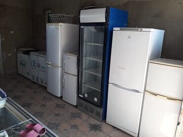Техника и электроника: Продаются холодильники морозильники и витринные. Работают отлично