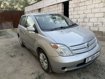 дверь марк 2: Toyota ist: 2003 г., 1.3 л, Автомат, Бензин, Хэтчбэк