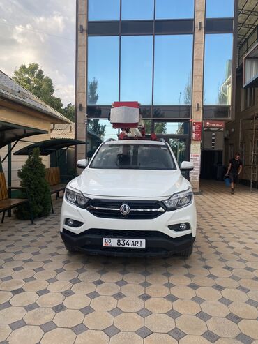 срочно продаю машину бишкек: Ssangyong Rexton: 2018 г., 2.2 л, Автомат, Дизель, Пикап
