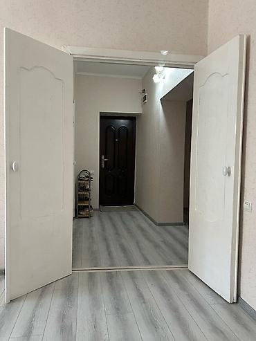 ул исанова: 5 комнат, 100 м², Индивидуалка, 1 этаж, Косметический ремонт — 3