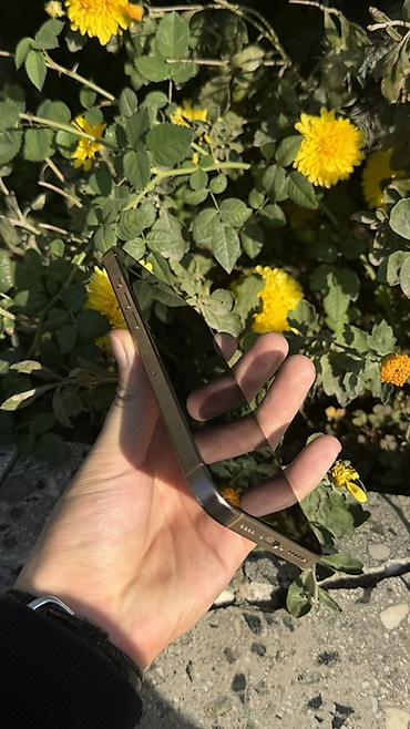 копия реплика: IPhone 16 Pro Max, Б/у, 256 ГБ, Золотой, Зарядное устройство, Защитное стекло, Чехол, В рассрочку, 88 % — 8