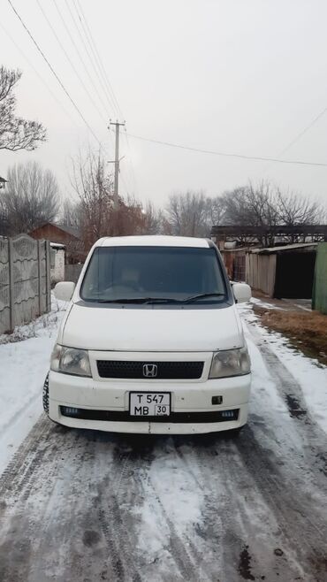 цапфа гольф 4: Honda Stepwgn: 2001 г., 2 л, Автомат, Газ, Минивэн