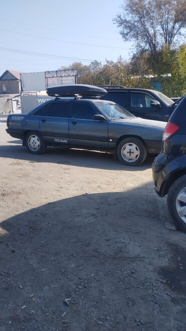 крутые машины: Audi 100: 1988 г., Седан