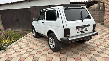 выездная мойка авто: ВАЗ (ЛАДА) 4x4 Нива: 2015 г., 1.6 л, Механика, Бензин, Внедорожник — 3