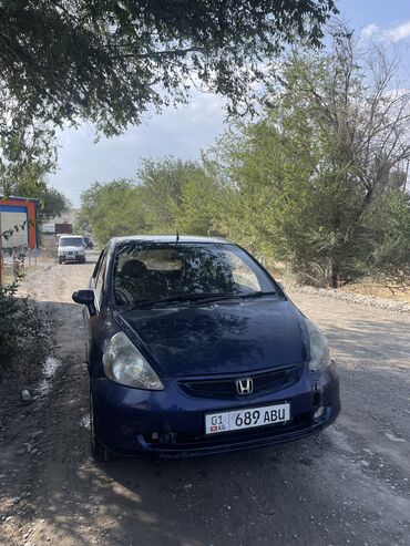 дом на колесах трейлер: Honda Fit: 2002 г., 1.3 л, Вариатор, Бензин, Хэтчбэк