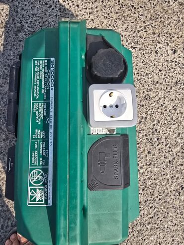 Лампочки: Elemax SH1000DX inverter generatoru elektrik enerjisi ehtiyacları üçün