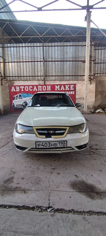 Daewoo: Daewoo Nexia: 2010 г., 1.5 л, Механика, Бензин, Седан