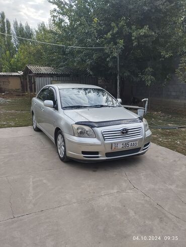 опа машина: Toyota Avensis: 2004 г., 1.8 л, Механика, Бензин, Седан