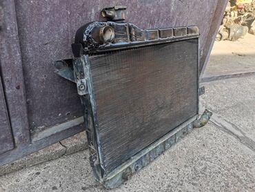 Auto delovi: Hladnjak mesingani Lada 2107 Riva, Lada 2104 Karavan,2105 broj 6 — 4