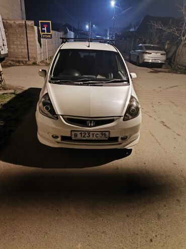 хонда цивик 2002 хэтчбек: Honda Fit: 2001 г., 1.3 л, Вариатор, Бензин, Хетчбек