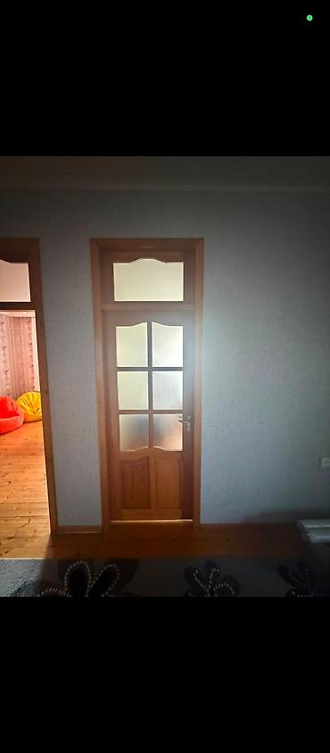 qapi otaq: Taxta iç qapı – şüşəli model - Material: təbii ağac (çərçivə və aşağı — 1