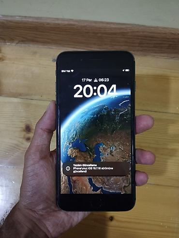 IPhone 8 Plus, Qara, Barmaq izi
