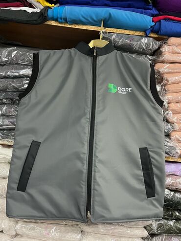 Jiletlər: Uniformaların üzərinə naxış və loqoların vurulması Ən müasir — 4