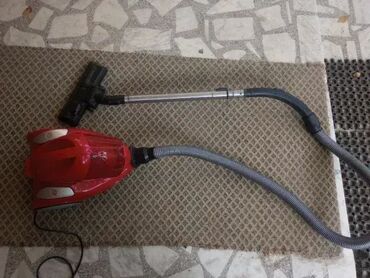 Paročistači: 1. Dirt Devil DD 2820-2 Func 2 2. DIRT DEVIL Steam cleaner. Slanje — 1