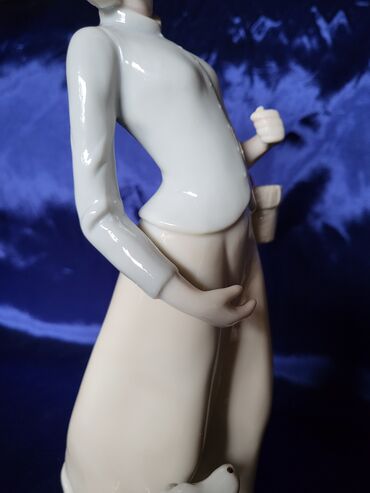 Figure: Figura, bоја - Šareno, Novo — 8