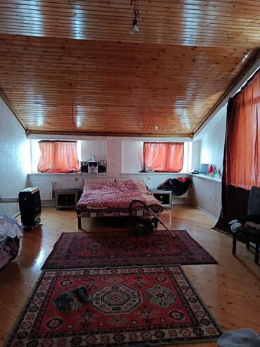 şabran ev: Bine atciliqda ev