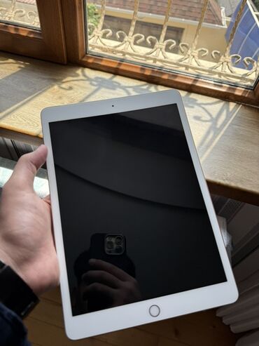 Apple iPad: İşlənmiş Apple iPad 8 (2020), 10,2", 128 GB
