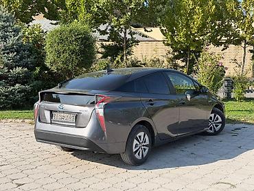 byd 05: Toyota Prius: 2016 г., Гибрид, Хэтчбэк — 3