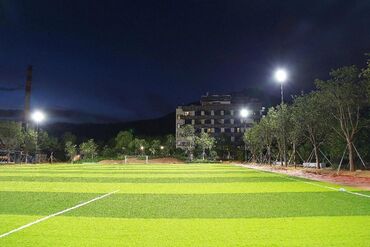 Осветительные приборы: Система освещения для спортивных арен, стадионов и футбольных полей