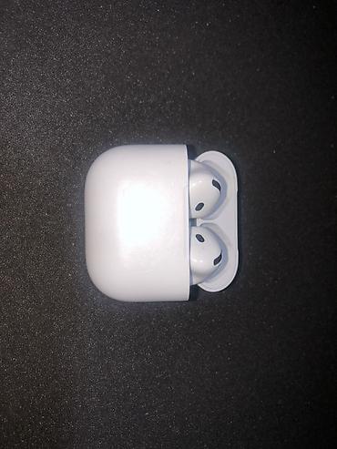 hoco eq34 plus: Беспроводные наушники-вкладыши, Apple, AirPods 4, Б/у — 3