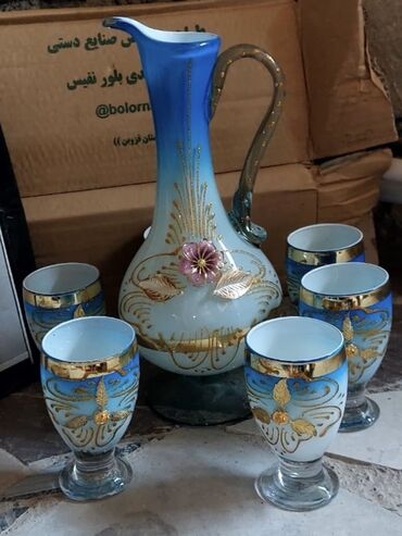 şüşə butulka: Qrafin sürahi