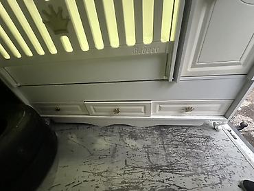 Beşiklər: Oğlan və qız üçün, İşlənmiş, Dördbucaq, Beşik, Dəstsiz, Matras ilə, Yellənmə mexanizmi ilə — 3