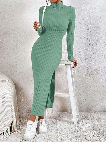 Haljine: Rebrasta džemper-haljina sa rol-kragnom - Kroj: uska silueta koja — 1