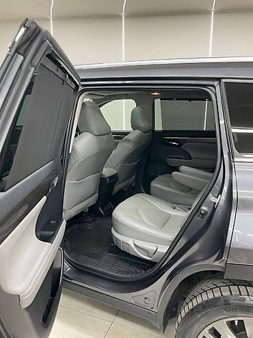 step wgn: Toyota Highlander: 2021 г., 3.5 л, Автомат, Бензин, Кроссовер — 7