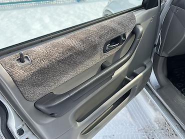 Honda: Honda CR-V: 2001 г., 2 л, Автомат, Бензин, Кроссовер — 9