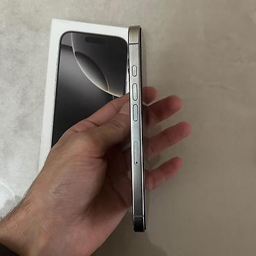 8 iphone: IPhone 16 Pro, 256 GB, Natural Titanium, Face ID — 3