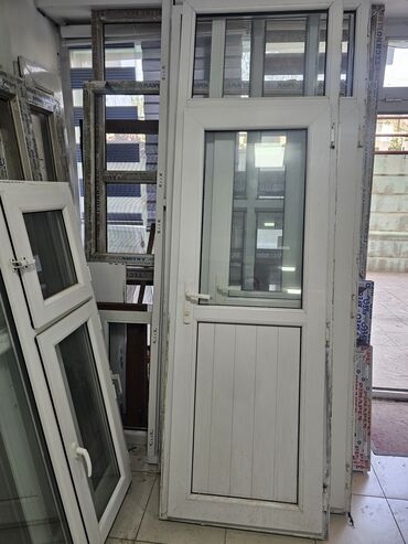 Plastik pəncərələr: İkiqat şüşə paketi Plastik pəncərə, Еni: 200 sm, Uzunluğu: 160 sm — 6