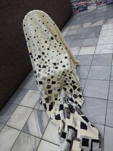 Ćebad i pokrivači: Veličina - Singl — 7