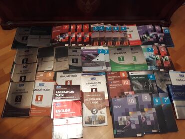 Digər məktəb dərslikləri: Kitablar. Есть еще разные учебники и тесты по всем предметам. Чтобы — 11
