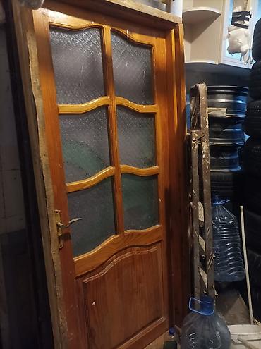 mate: Taxta iç qapı – şüşəli dizayn - Material: təbii ağac (rəngi bal/qoz — 1