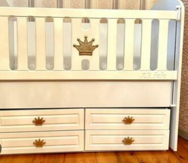 ucuz yumurta: Для девочки и мальчика, Б/у, Четырехугольная, Колыбель, С матрасом, С механизмом качания