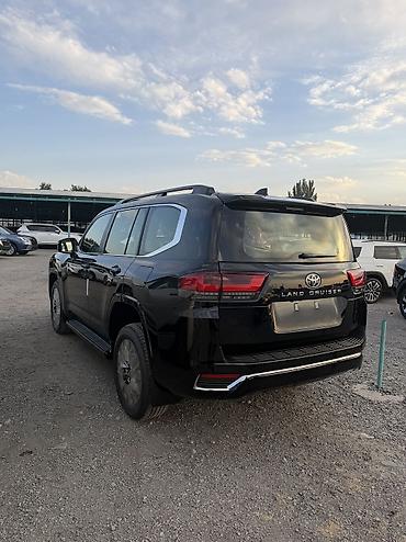Toyota: Toyota Land Cruiser: 2026 г., 3.5 л, Автомат, Бензин, Внедорожник — 7
