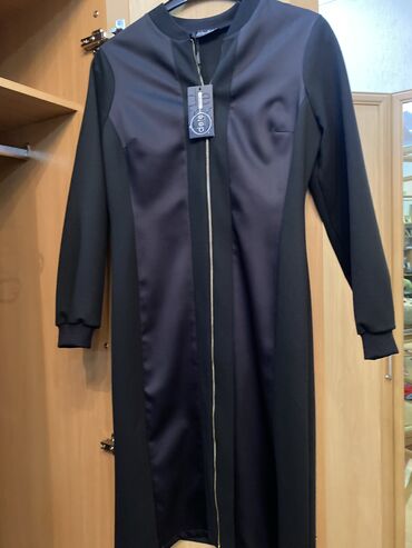 черное коктейльное платье: Повседневное платье, Турция, Зима, Длинная модель, Прямое, XL (EU 42)