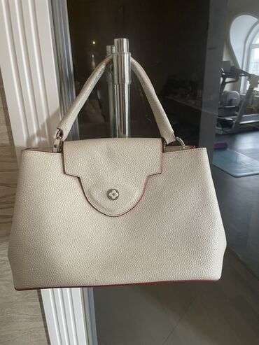 женские сумки мешок: Əl çantası, Louis Vuitton, İşlənmiş