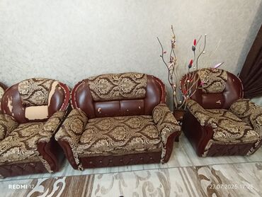офисный шкаф: Комплект мягкой мебели, Б/у, Самовывоз, цвет - Коричневый