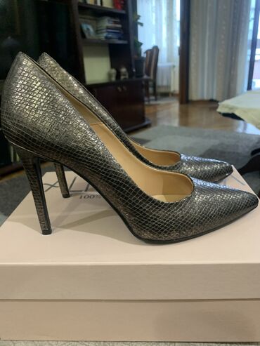 gucci cipele: Pumps, 39