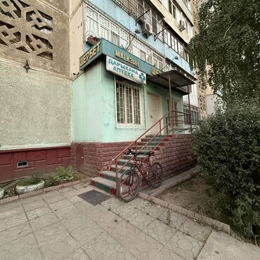 Продажа квартир: 3 комнаты, 93 м², 106 серия улучшенная, 1 этаж, Старый ремонт — 3