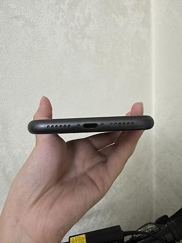 Apple iPhone: IPhone 11, Б/у, 128 ГБ, Черный, Чехол, Зарядное устройство — 7